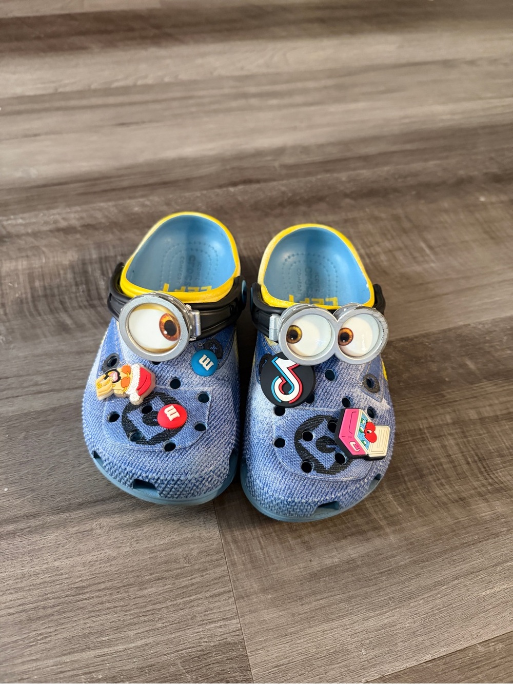 CROCS Kids Blue Minion-Themed Clogs with Yellow Trim
